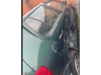 Sedan VOLKSWAGEN
