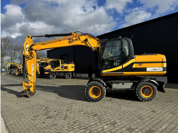 Máy xúc bánh lốp JCB JS175W
