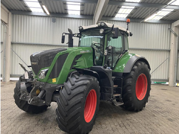 Máy cày FENDT 826 Vario