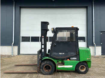 Xe nâng diesel CLARK