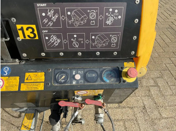 Máy nén khí Kaeser M43 Kubota 4,2 m3 / min 7 Bar 30kW mobiele Compressor: hình 4