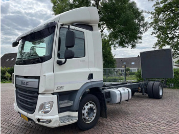 Xe tải khung gầm DAF CF 260