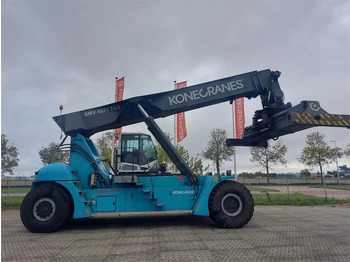 Xe tiếp cận xếp chồng KONECRANES