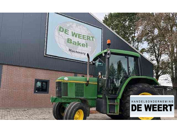 Máy cày JOHN DEERE 6100