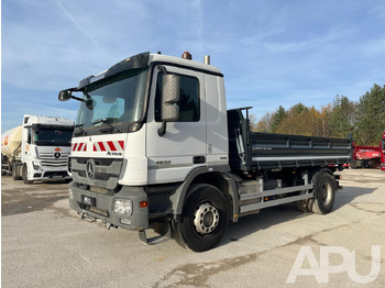 Xe ben MERCEDES-BENZ Actros 1832