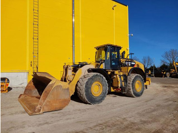 Máy xúc lật bánh lốp CATERPILLAR 980M