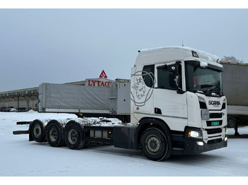 Xe tải khung gầm Scania R520 8x4 ADR: hình 2 Xe tải khung gầm Scania R520 8x4 ADR: hình 2