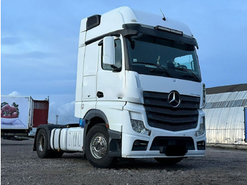 Xe đầu kéo MERCEDES-BENZ Actros 1845