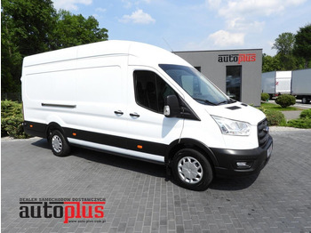 Xe tải nhỏ thùng kín FORD Transit