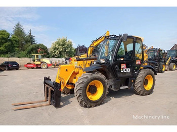 Nền bục trên không JCB
