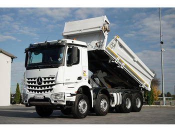 Xe ben MERCEDES-BENZ Arocs 3243