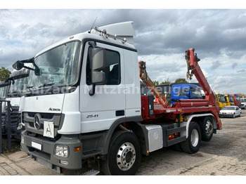 Xe tải chở thùng nhỏ MERCEDES-BENZ Actros 2541