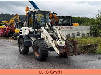 Máy xúc lật bánh lốp TEREX