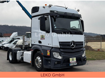 Xe đầu kéo MERCEDES-BENZ Actros 1845