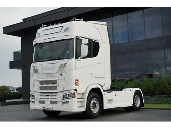 Xe đầu kéo SCANIA S 500
