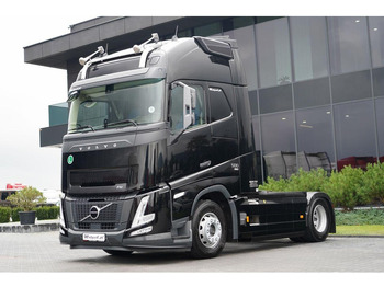 Xe đầu kéo VOLVO FH 500