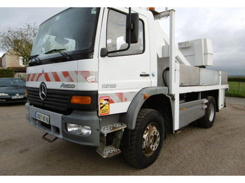 Xe tải MERCEDES-BENZ Atego 1318