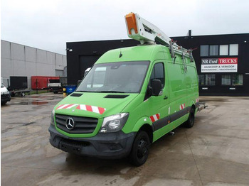 Xe tải nhỏ MERCEDES-BENZ Sprinter 513