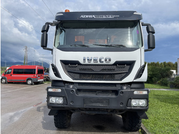 Xe ben IVECO Trakker 450: hình 3