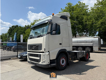 Xe đầu kéo VOLVO FH 420