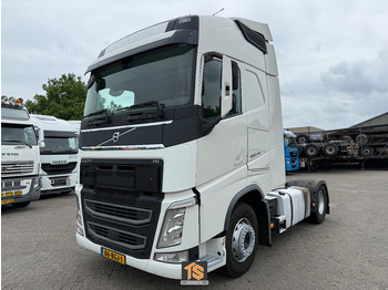 Xe đầu kéo VOLVO FH 460