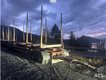 Rơ moóc chở gỗ