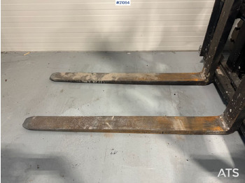 Cho thuê Toyota 7FBMF30 Motvektstruck Toyota 7FBMF30 Motvektstruck: hình 4 Cho thuê Toyota 7FBMF30 Motvektstruck Toyota 7FBMF30 Motvektstruck: hình 4