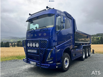 Xe ben VOLVO FH16