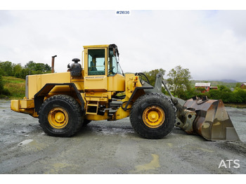 Máy xúc lật bánh lốp VOLVO L120C