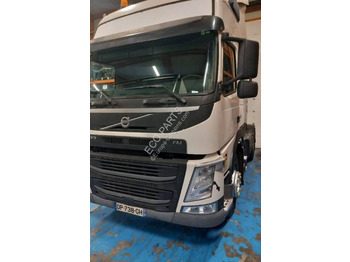 Xe đầu kéo VOLVO FM11