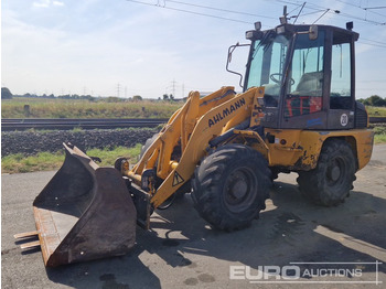 Máy xúc lật bánh lốp AHLMANN