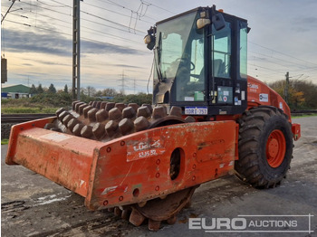 Máy lăn CATERPILLAR