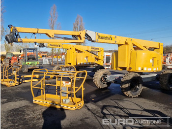 Nền bục trên không HAULOTTE