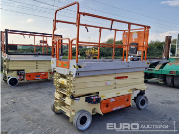 Nền bục trên không JLG