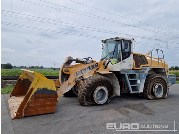 Máy xúc lật bánh lốp LIEBHERR L 566