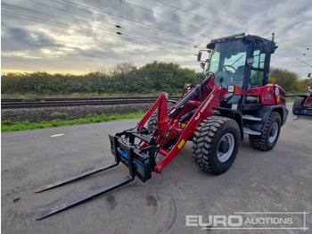 Máy xúc lật bánh lốp YANMAR