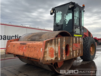 Máy lăn CATERPILLAR CS74