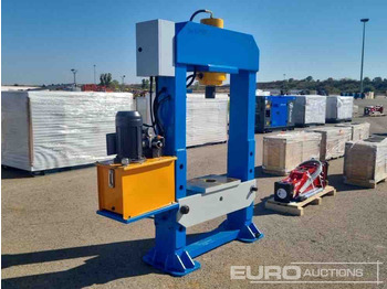 Trang thiết bị xây dựng