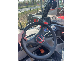 Xe nhấc hình viễn vọng kính MANITOU