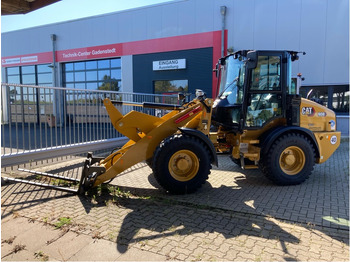 Máy xúc lật bánh lốp CATERPILLAR 908H
