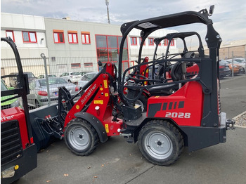 Máy xúc lật bánh lốp SCHÄFFER