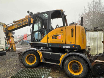 Máy xúc bánh lốp HYDREMA CONSTRUCTION EXCAVATOR MX16 RAIL: hình 2 Máy xúc bánh lốp HYDREMA CONSTRUCTION EXCAVATOR MX16 RAIL: hình 2