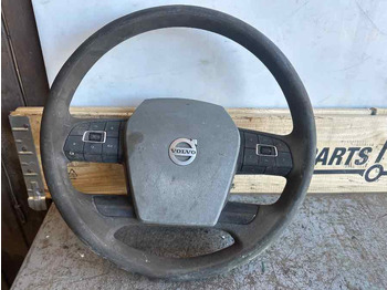 Lái VOLVO