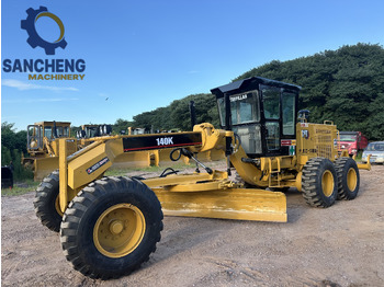 Máy san CATERPILLAR 140K