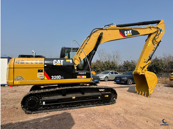 Máy xúc bánh xích CATERPILLAR 320D2
