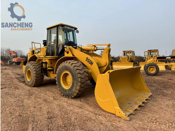 Máy xúc lật bánh lốp CATERPILLAR 950H
