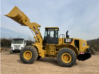 Máy xúc lật bánh lốp CATERPILLAR 966H