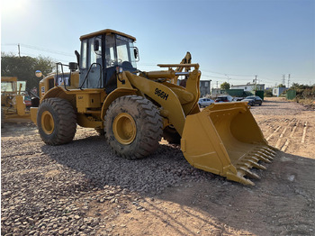 Máy xúc lật bánh lốp CATERPILLAR 966H