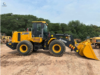 Máy xúc lật bánh lốp XCMG ZL50GN