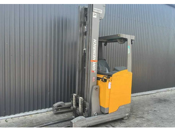 Xe tải tiếp cận JUNGHEINRICH ETV